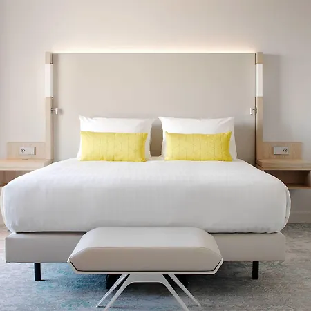 Hotel Courtyard By Marriott Gare De Lyon 4*