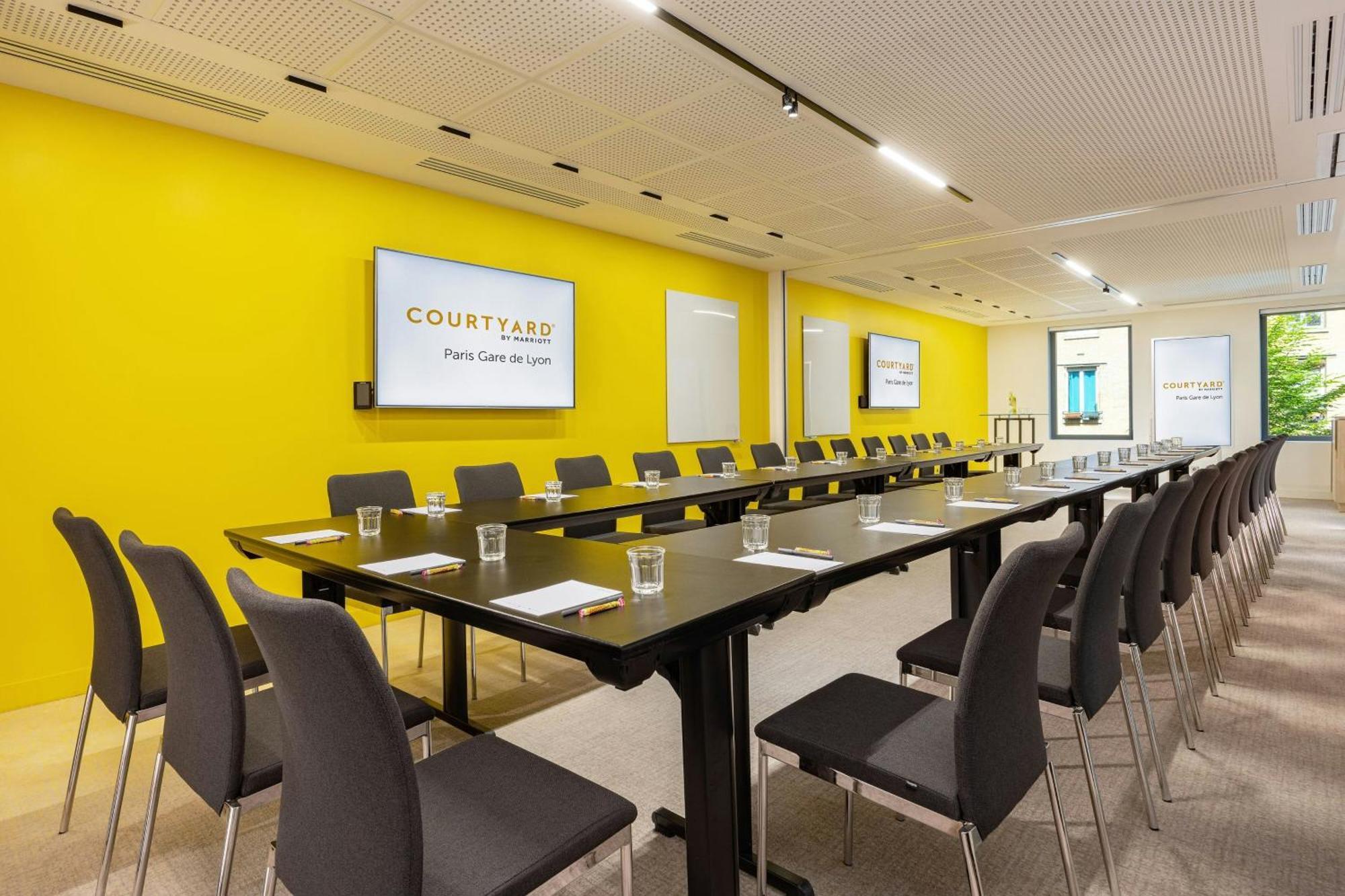 Courtyard By Marriott Gare De Lyon Hotel Parigi