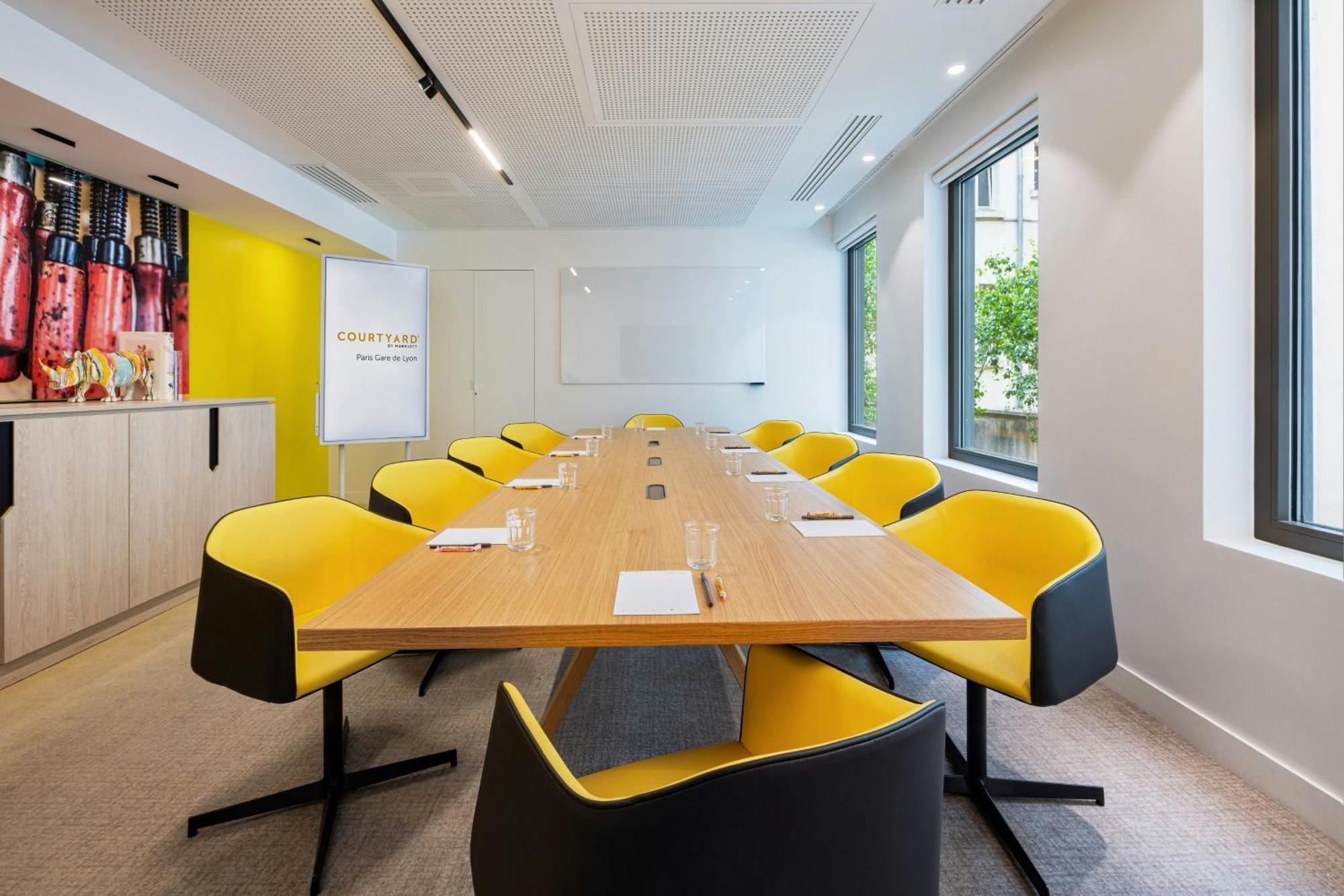 Hotel Courtyard By Marriott Gare De Lyon Parigi