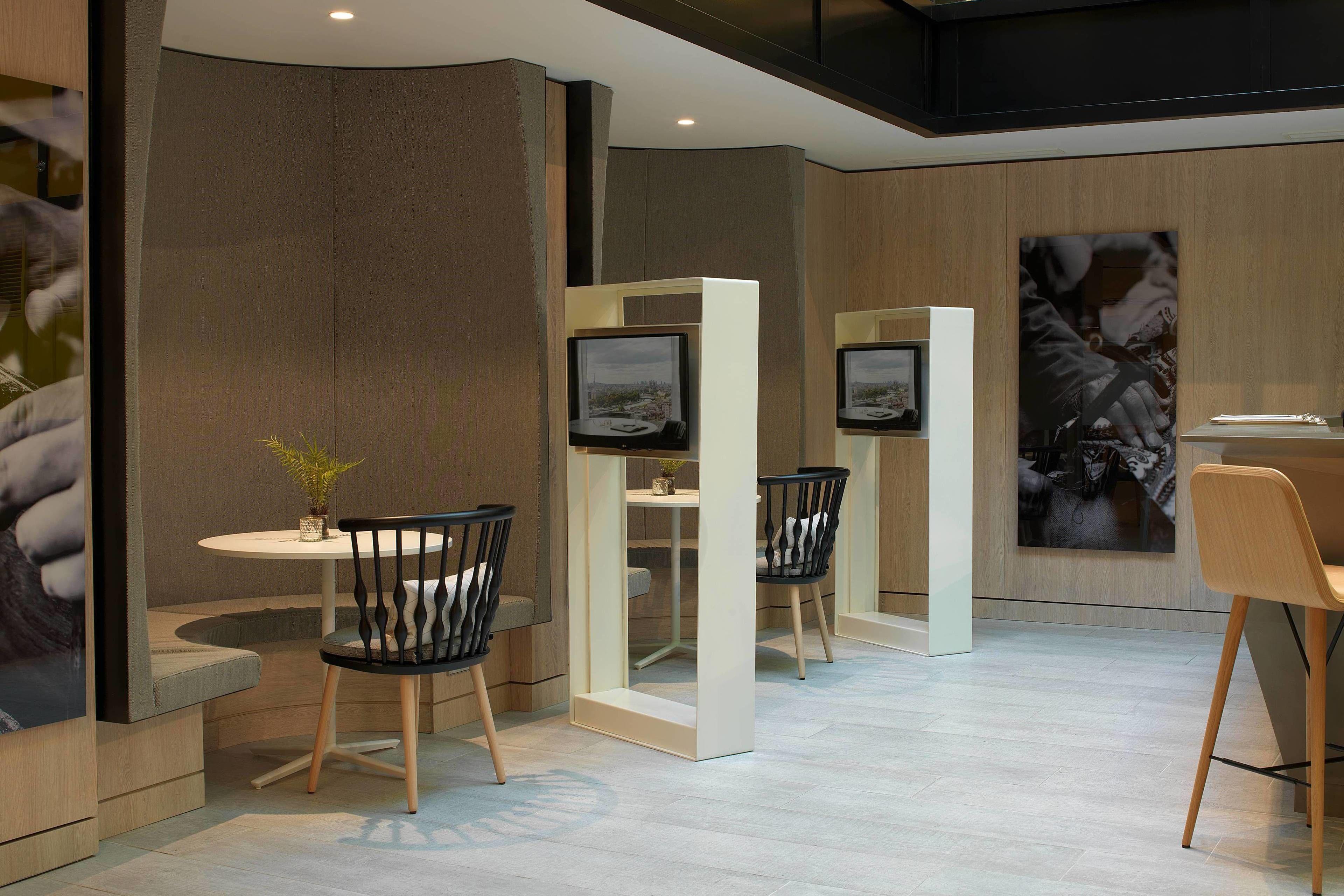 Courtyard By Marriott Gare De Lyon 4* Parigi